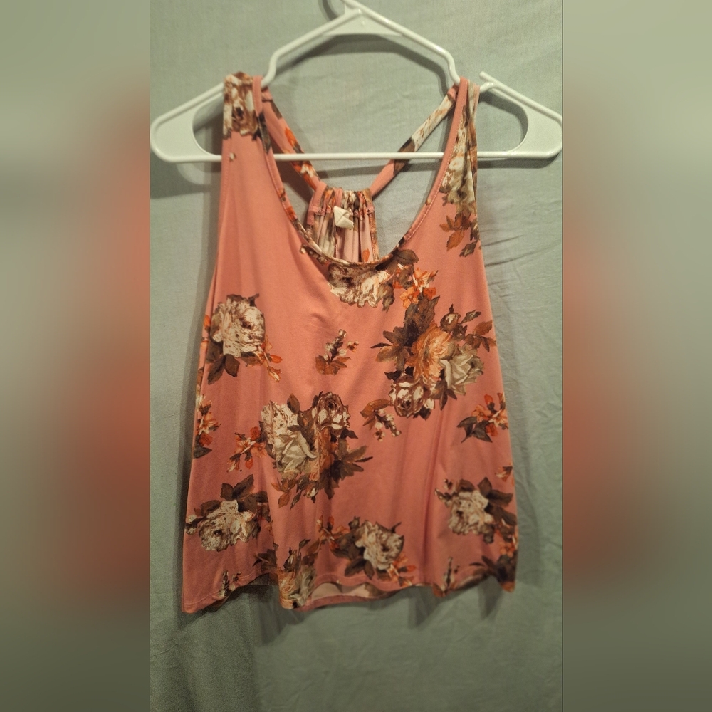 Persaya Floral Peach Tank Top